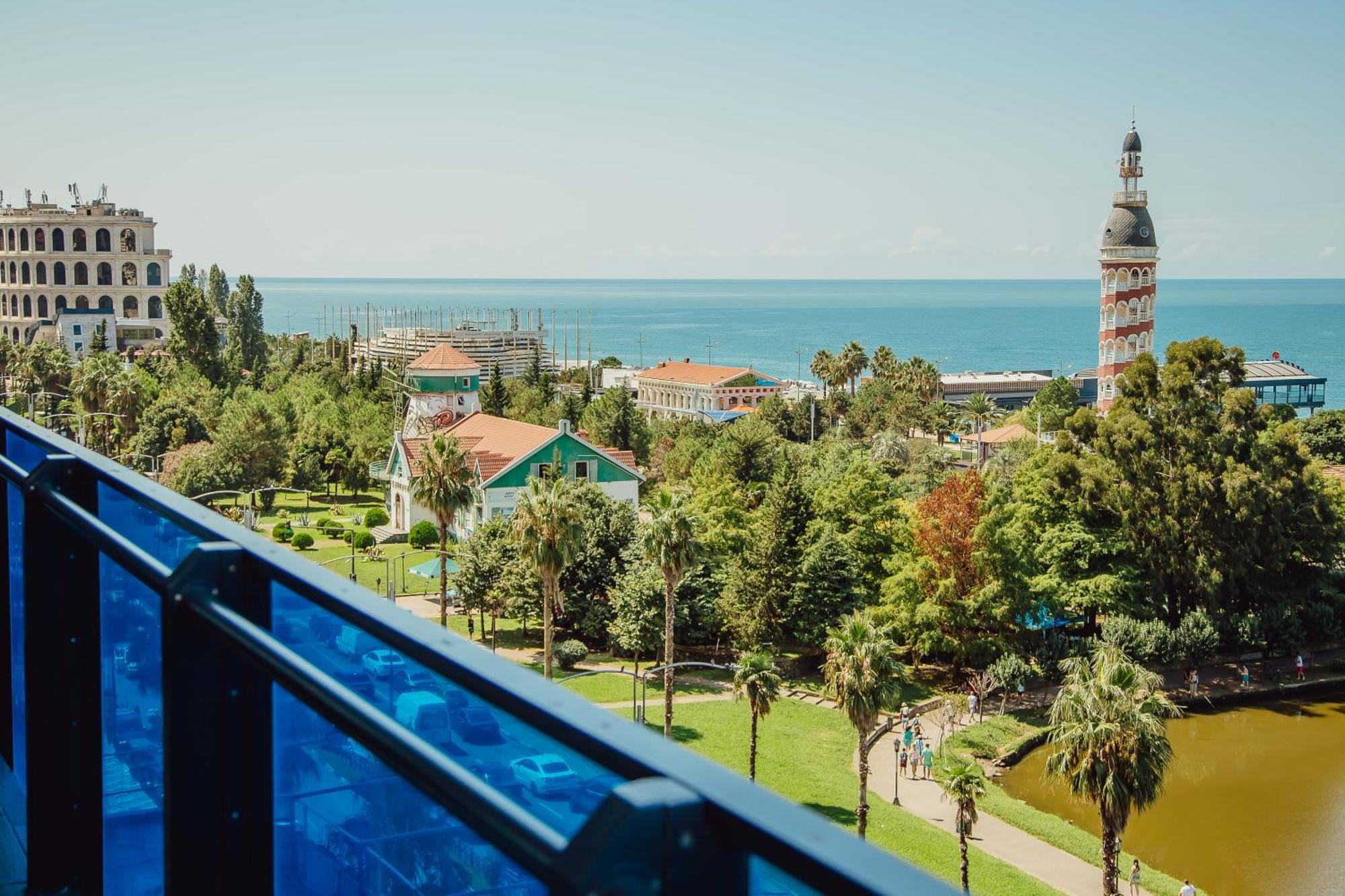 באטומי Sea ​​View In Orbi City מראה חיצוני תמונה